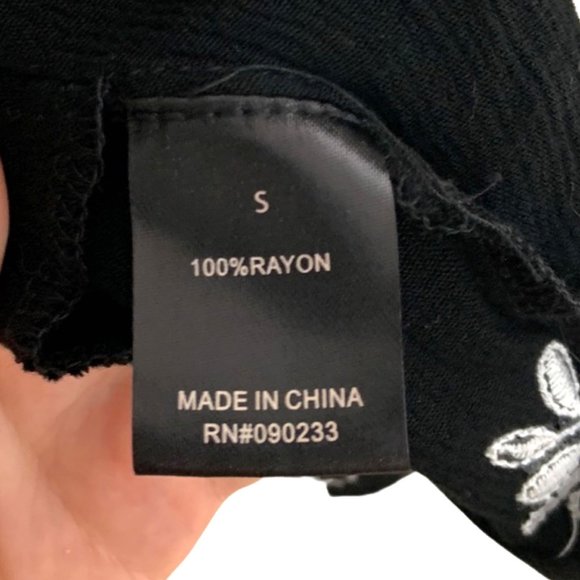 Cold Shoulder Strapless Romper - Picture 5 of 6